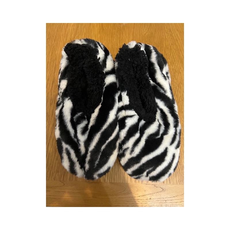 Medium Light Zebra Fur Snoozies